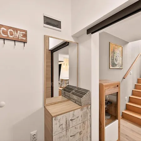 2br Maisonette In The Center Apartment Varna